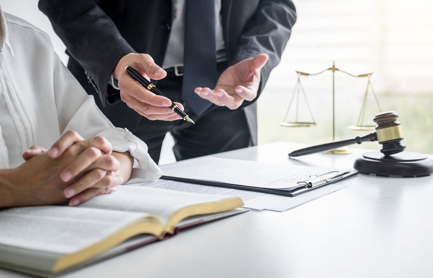find a good business law attorney